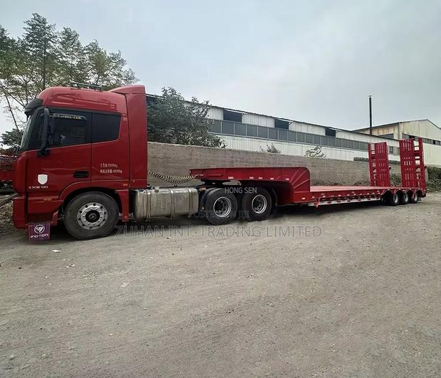 Customized Complete Trailer Trucks From China photo 9