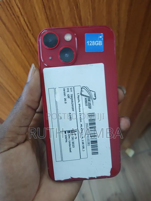 Apple iPhone 13 Mini 128 GB Red · Photo 3