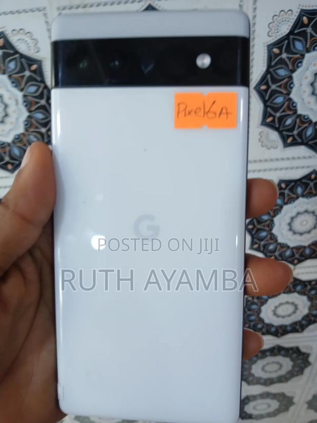 Google Pixel 6a 128 GB Silver · Photo 3