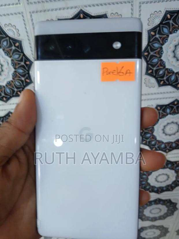 Google Pixel 6a 128 GB Silver · Photo 4