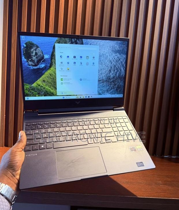Laptop HP Victus 15 16GB Intel Core I5 SSD 512GB photo 3