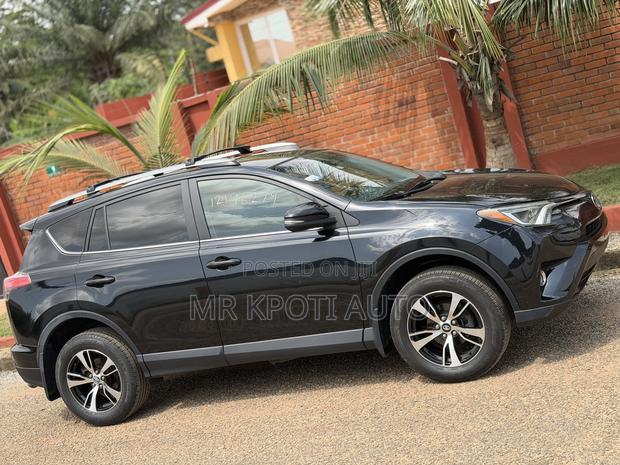 Toyota RAV4 2018 Black