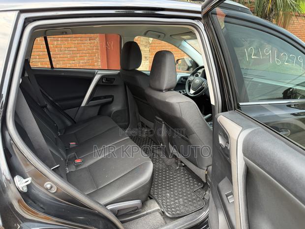 Toyota RAV4 2018 Black