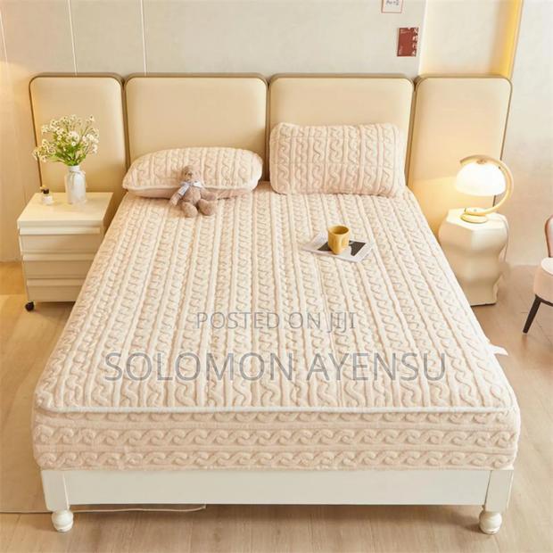 Quality Thick, Quilted Fitted Bed Sheet or Mattress Cover, Available photo 3