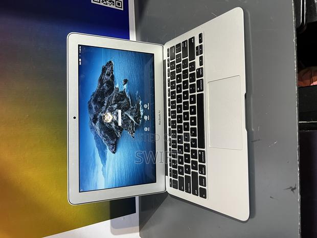 Laptop Apple MacBook Air 4GB Intel Core I5 SSD 128GB photo 5