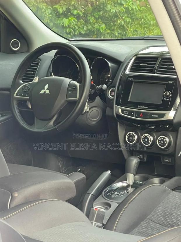 Mitsubishi Outlander Sport 2015 White