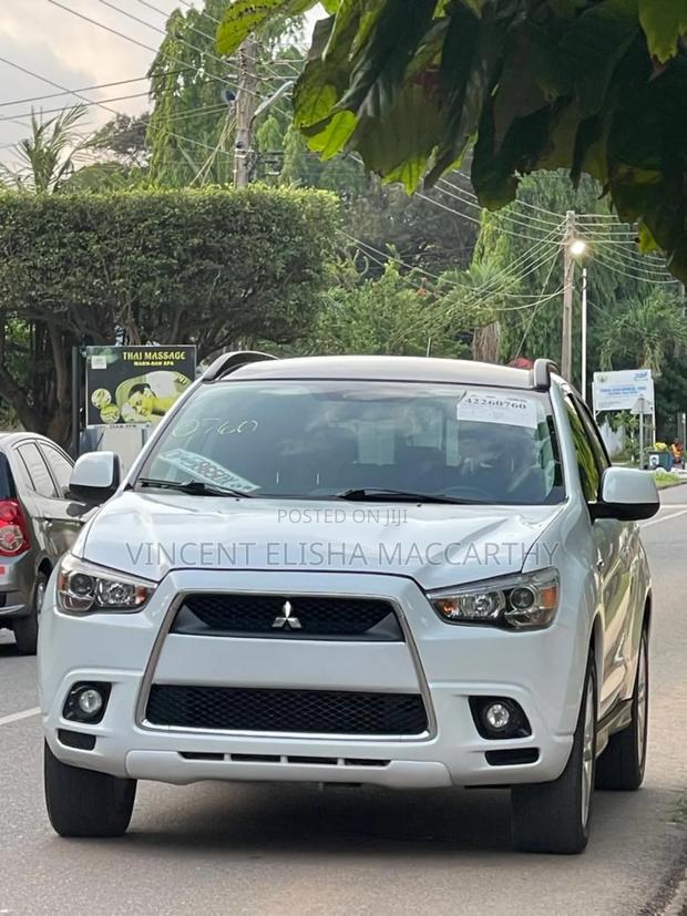 Mitsubishi Outlander Sport 2015 White