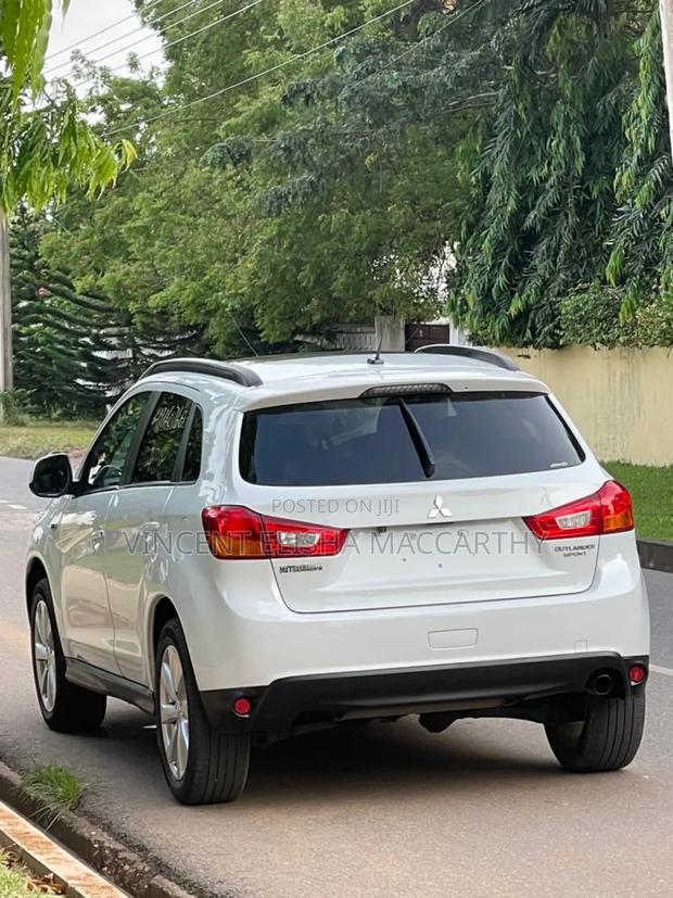 Mitsubishi Outlander Sport 2015 White