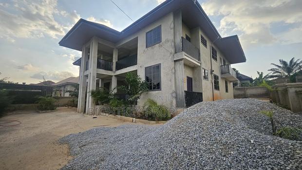 2bdrm Apartment in Trede, Kumasi Metropolitan for sale · Photo 2