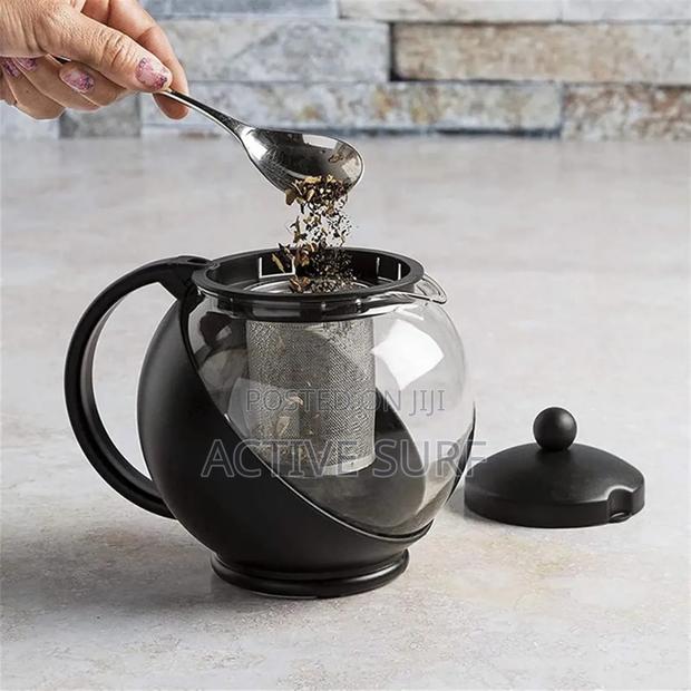 Half-moon Tea Pot With Herb Infuser – Where Style Meets Serenity
