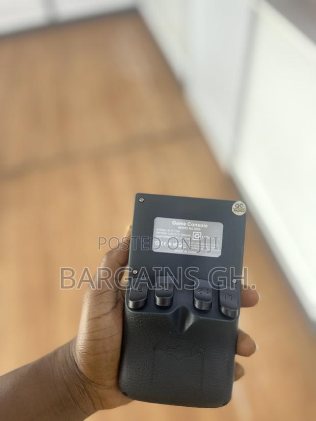 S600 Handheld Gaming Console With Protective Pouch photo 4