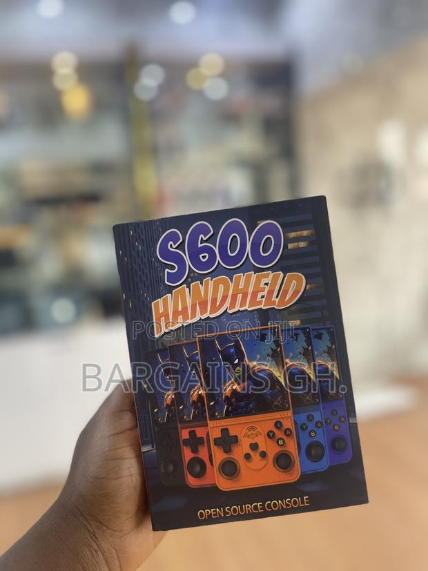 S600 Handheld Gaming Console With Protective Pouch