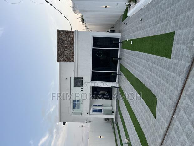 4bdrm Duplex in Frimps Properties, Amasaman for sale · Photo 2