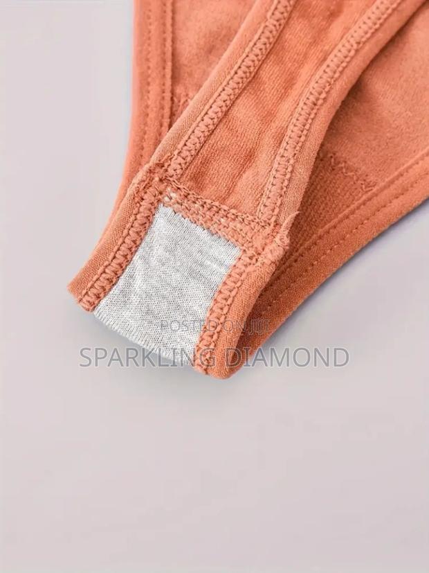 High-waist Snatching Thong (M L) – Mixed Colours