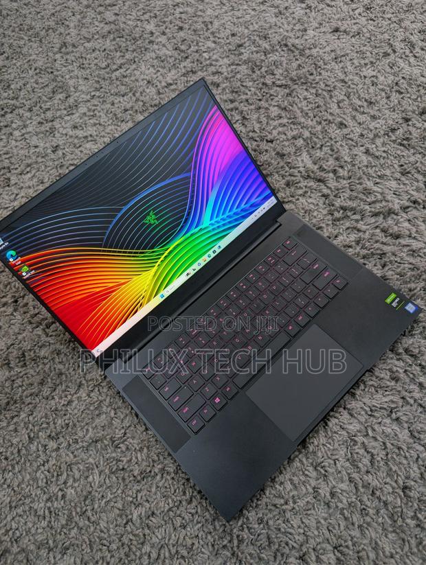 Laptop Razer Blade 16GB Intel Core I7 SSD 1T photo 2