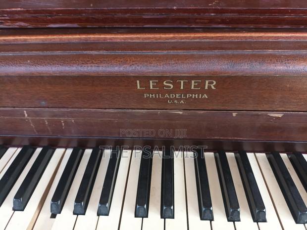 Lester Philladelphia U.S.A And Westbrook Acoustic Piano photo 15