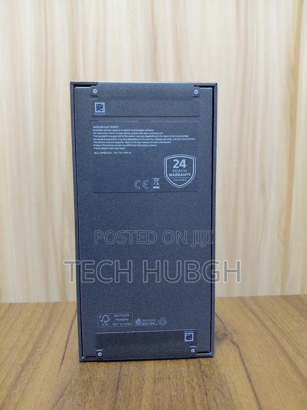 New Samsung Galaxy Z Flip7 256 GB Blue photo 2