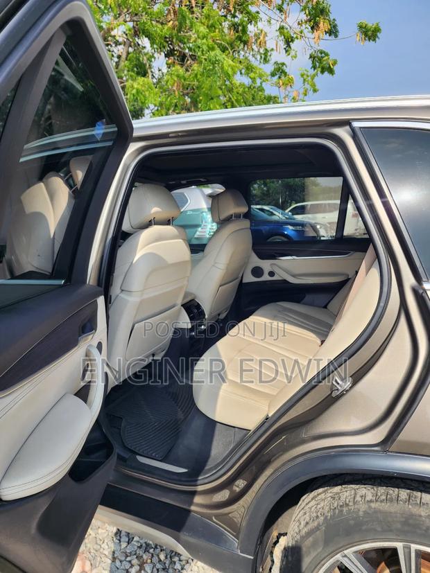 BMW X5 sDrive35i 4x2 (3.0L 6cyl 8A) 2017 Gray photo 3