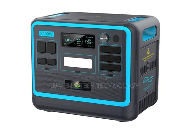 2400w Portable Power Station - Lumen Green