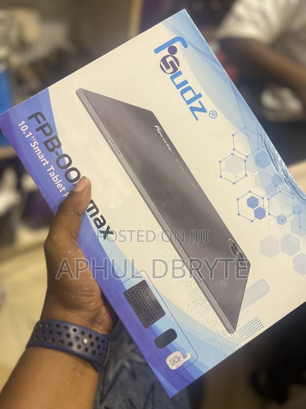 New Tablet 1 TB Black · Photo 4