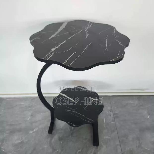 Side Table, photo 2