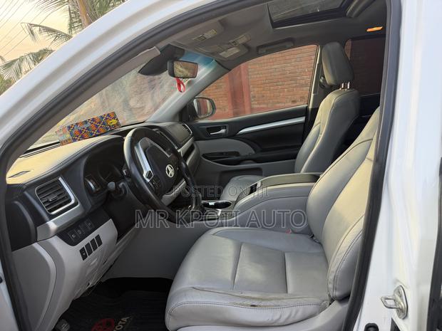 Toyota Highlander 2018 White