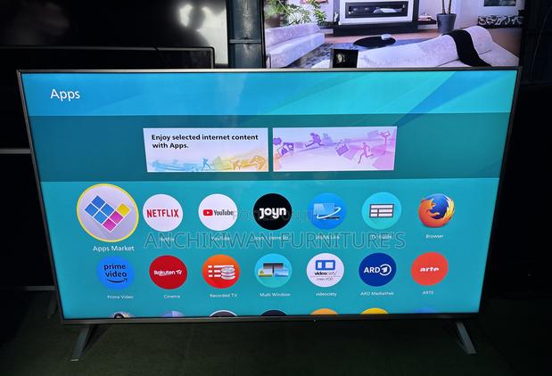 Panasonic 50 Inches Smart Tv With Stand · Photo 4