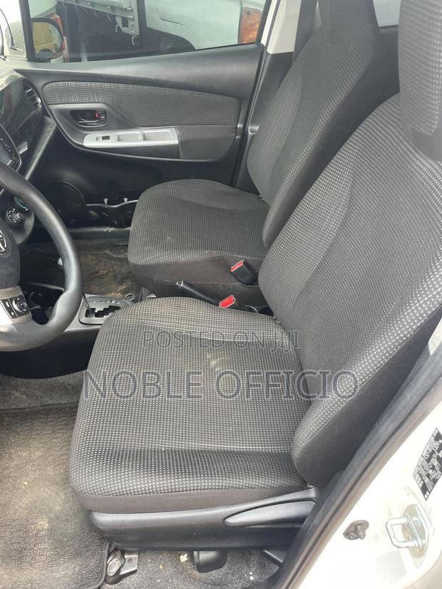 Toyota Vitz 2014 White