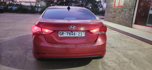 Hyundai Elantra SE 4dr Sedan (1.8L 4cyl 6A) 2015 Red