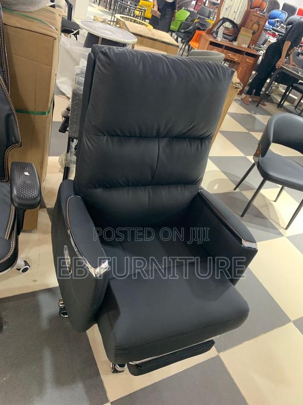Senior Executive Office Chair With Recliner · Photo 4