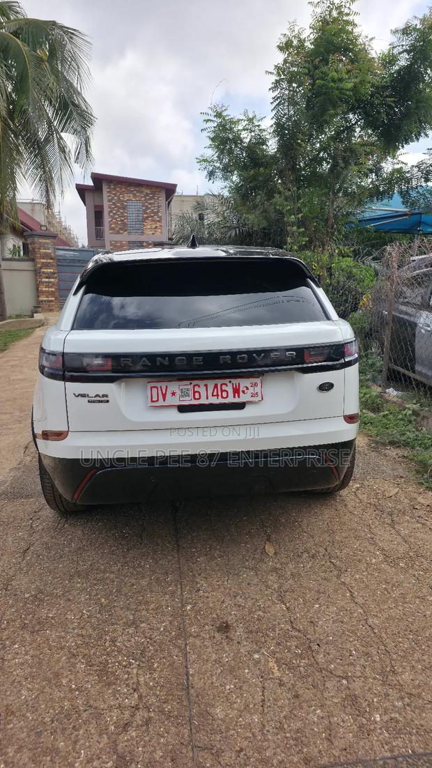 Land Rover Range Rover Evoque HSE 4x4 5-Door 2018 White photo 2