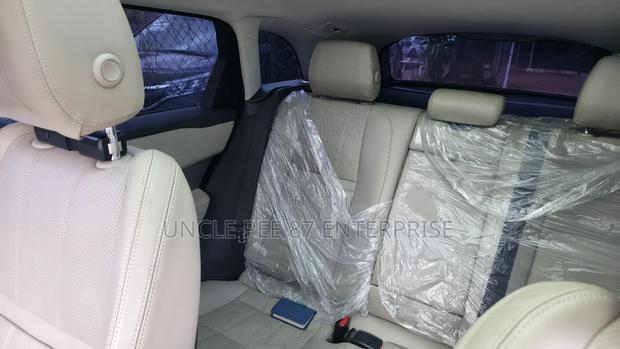 Land Rover Range Rover Evoque HSE 4x4 5-Door 2018 White photo 7