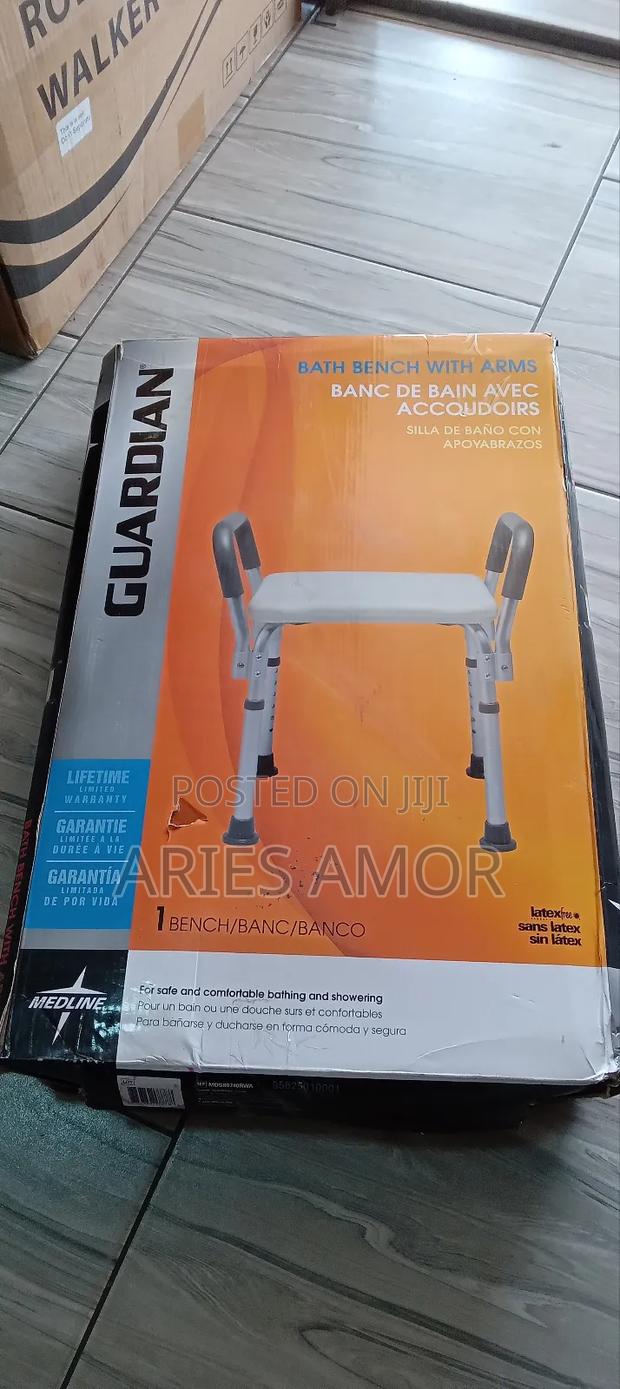 Medline Guardian Bath Bench · Photo 1