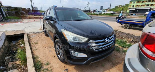 Hyundai Santa Fe 2015 Black photo 4