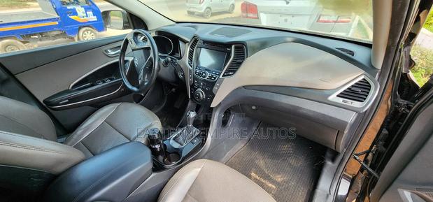 Hyundai Santa Fe 2015 Black photo 6