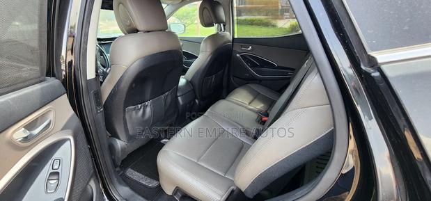 Hyundai Santa Fe 2015 Black photo 7