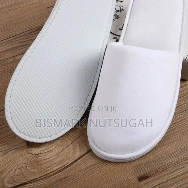 Bedroom/Hotel Slippers photo 8