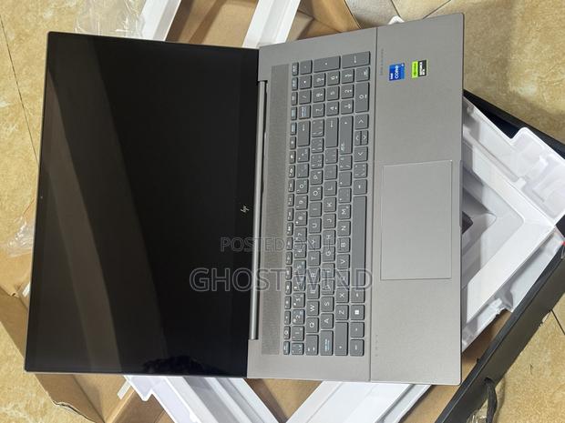 Laptop HP Envy 17 16GB Intel Core I7 SSD 1T photo 3