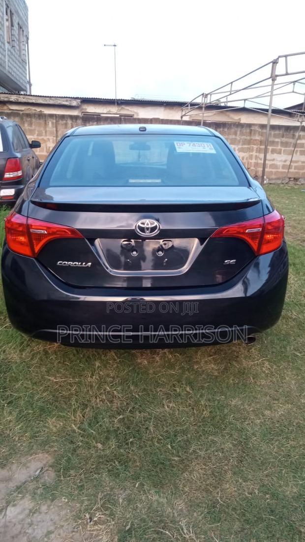 Toyota Corolla 2017 Black