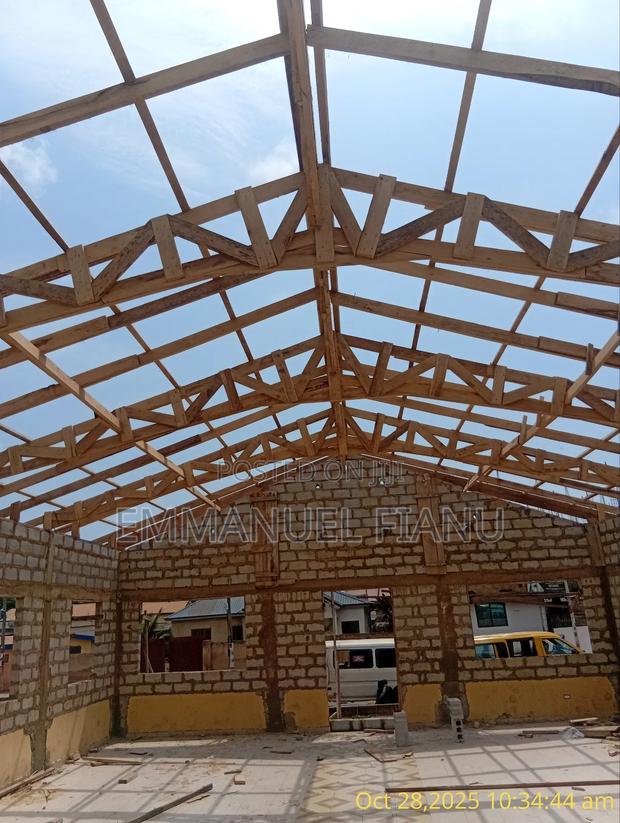 Content of Expert Carpenter Roofing or Flowing · Photo 2