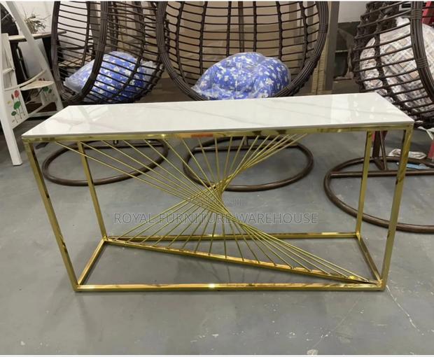 Royal Console · Photo 3
