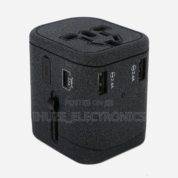 Nordace Universal Travel Adapter With Usb Charging Ports Type-c Usb photo 5