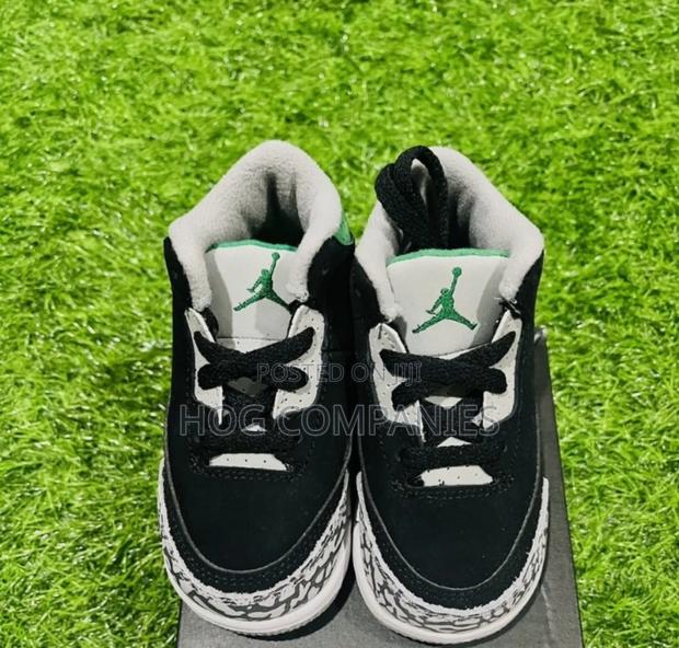 Jordan Air Jordan 3 Retro Christmas Kids Style -Fast Delivery in 2hrs photo 2