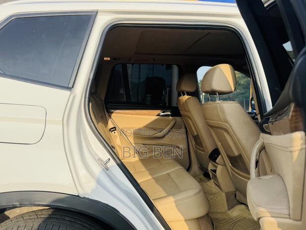 BMW X3 xDrive28i 4dr SUV AWD (2.0L 4cyl Turbo 8A) 2015 White