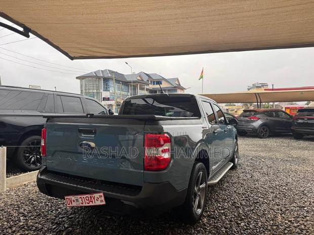 Ford Maverick 2022 Blue
