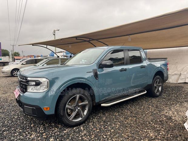 Ford Maverick 2022 Blue