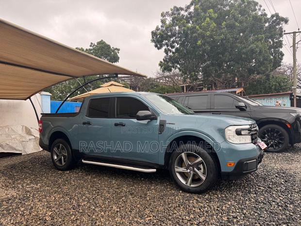 Ford Maverick 2022 Blue