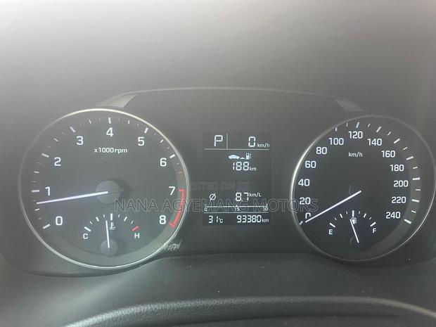 Hyundai Elantra SE Sedan FWD (2.0L 4cyl 6M) 2017 Blue