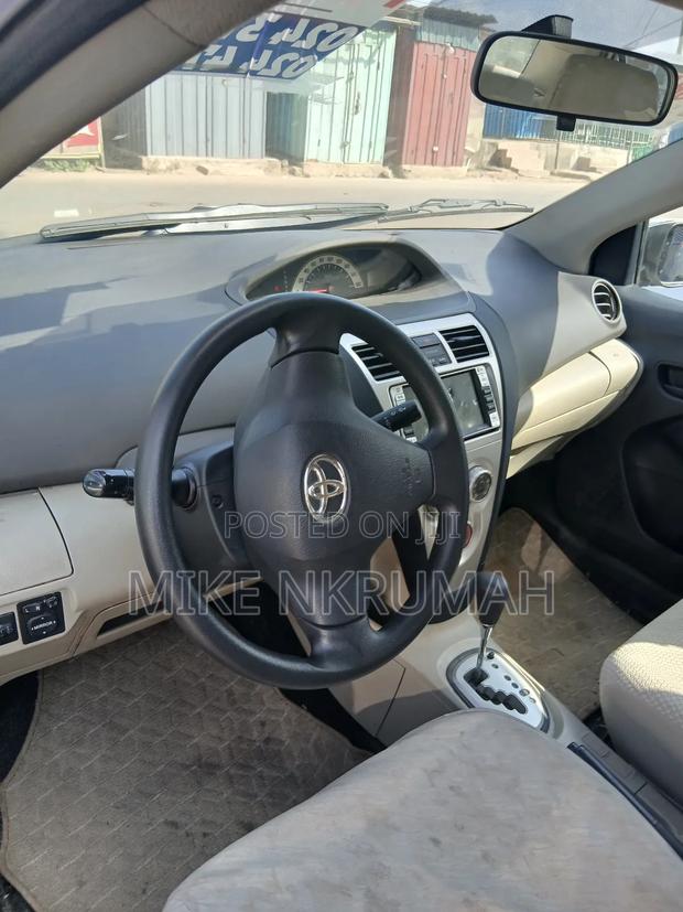 Toyota Belta 2010 White