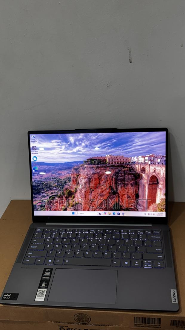 Laptop Lenovo 32GB Intel SSD 1T photo 2